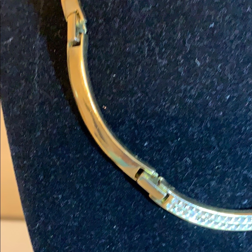 Gold Necklace with Rhinestones - Picture 3 of 5